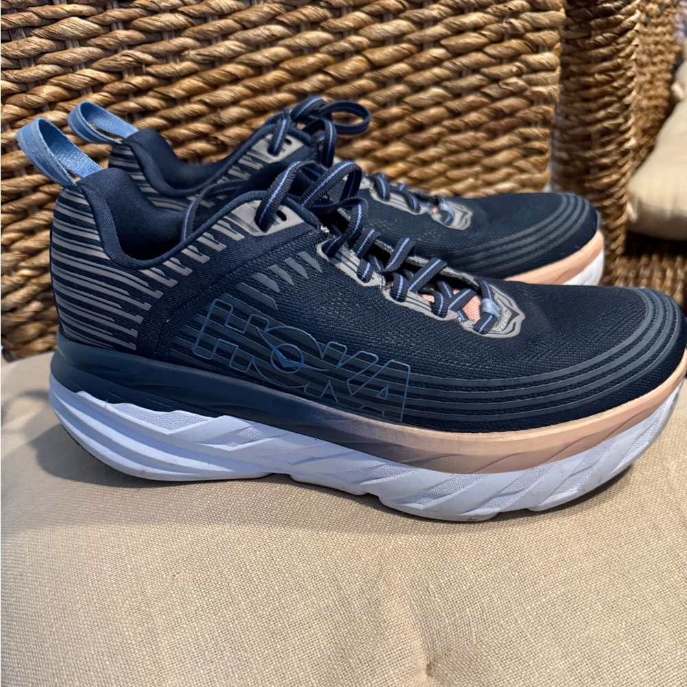 HOKA Bondi 6 Women’s size 8.5 wide
